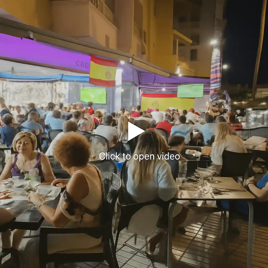 Bar de deportes en Nerja